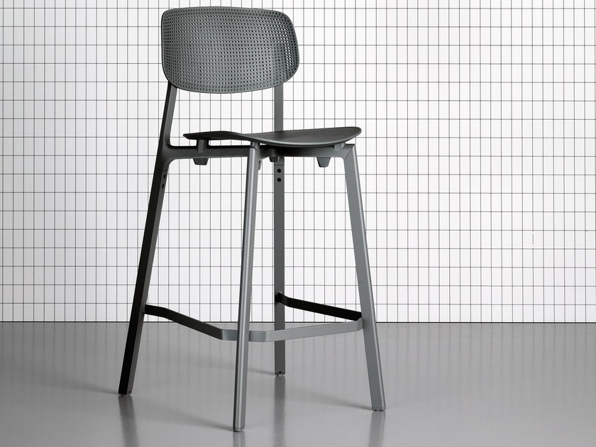 COLANDER | Stool
