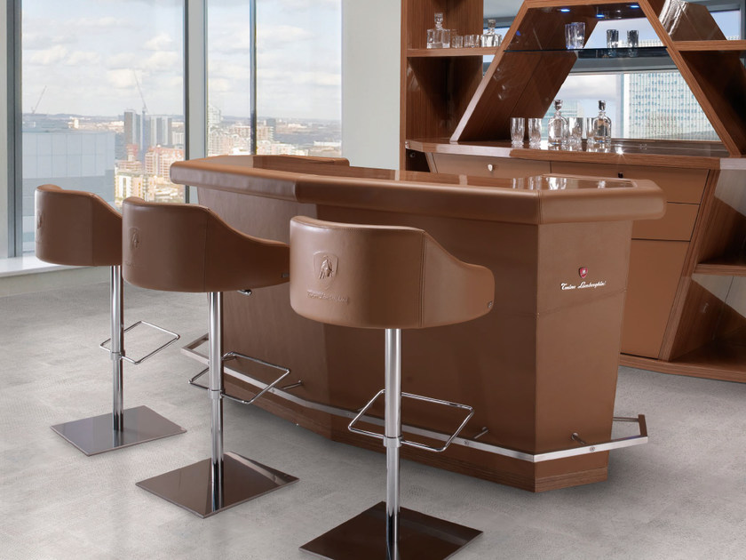 LONG BEACH | Bar counter